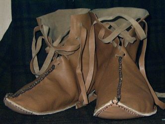Keltische Schnabelschuhe