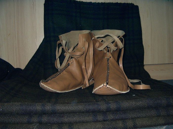 Keltische Schnabelschuhe - fertig